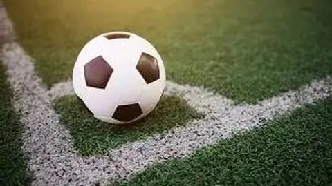 湘超海报系列：郴湘西高校学子设计共绘绿茵竞技风采